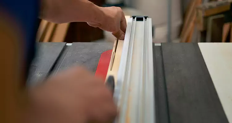 Bifold Door Seal Repair in Winter Park, FL