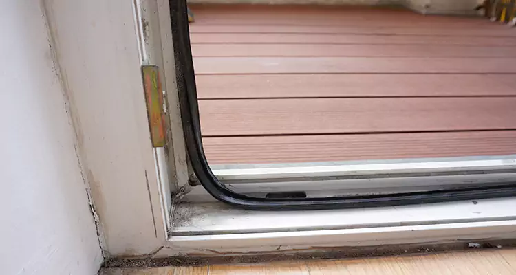Why Choose Us for Leaking Sliding Glass Door Repair in Winter Park, FL?
