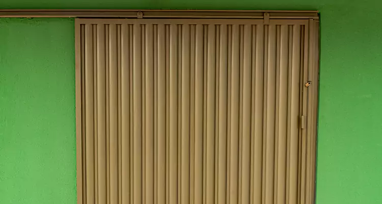 Wooden Sliding Door Stuck Repair Services in Winter Park, FL