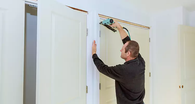 Top Rated Door Fixing ServiceFixing Garage Door Track in Winter Park, FL