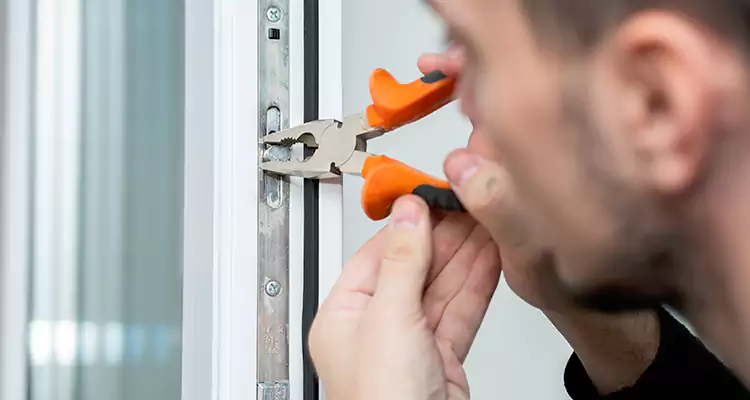 Patio Door Latch Repair in Winter Park, FL