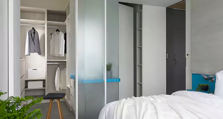 Closet Door Bi Fold Installation in Winter Park, FL