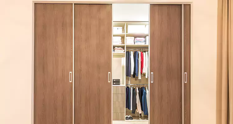 Sliding Closet Wardrobe Repairs in Winter Park, FL