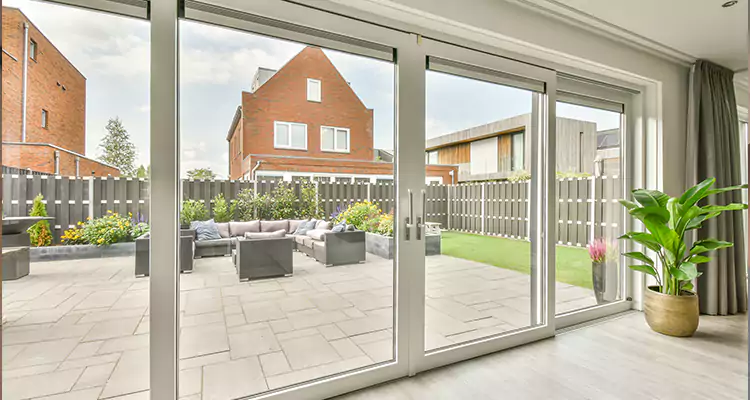 3 Panel Sliding Glass Door Repair in Winter Park, FL