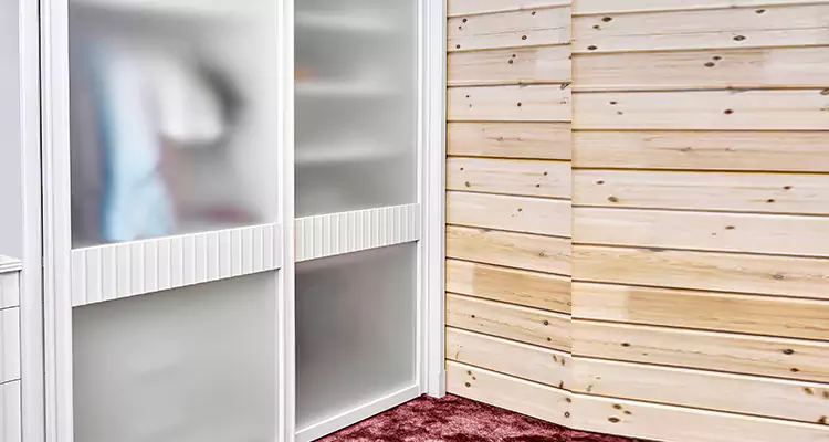 Sliding Closet Door Rollers Replacement in Winter Park, FL